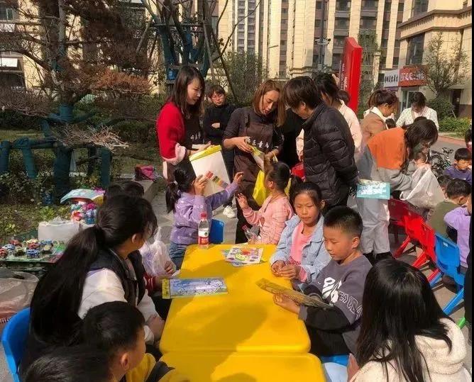 壹号公馆开展儿童绘画主题活动，丰富园区业主文化生活