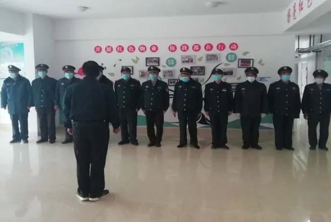 怡欣花园组织召开疫情防控部署专题会议