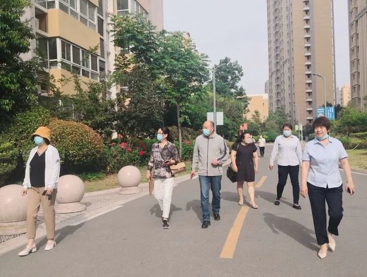 创城ING：港湾新城迎接物业同行前来观摩交流物业服务工作
