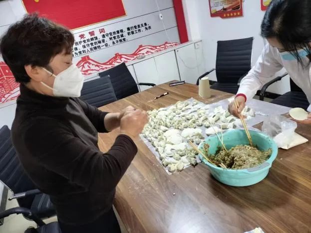 丰海·御龙湾全员加班加点，保障生活垃圾及时清运
