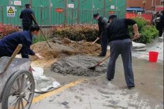 物业专题：大都会硬化变压器周边路面 细节之处保安全